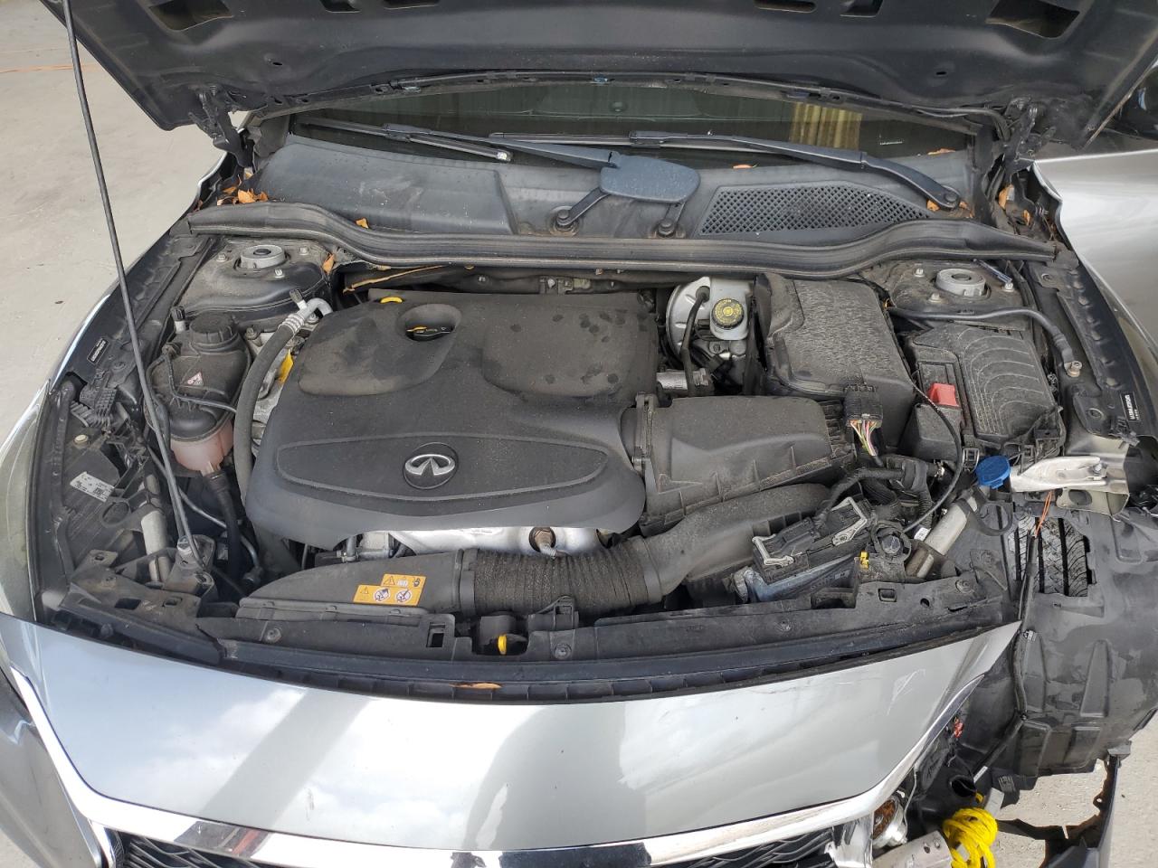 SJKCH5CR7HA032119 2017 Infiniti Qx30 Base