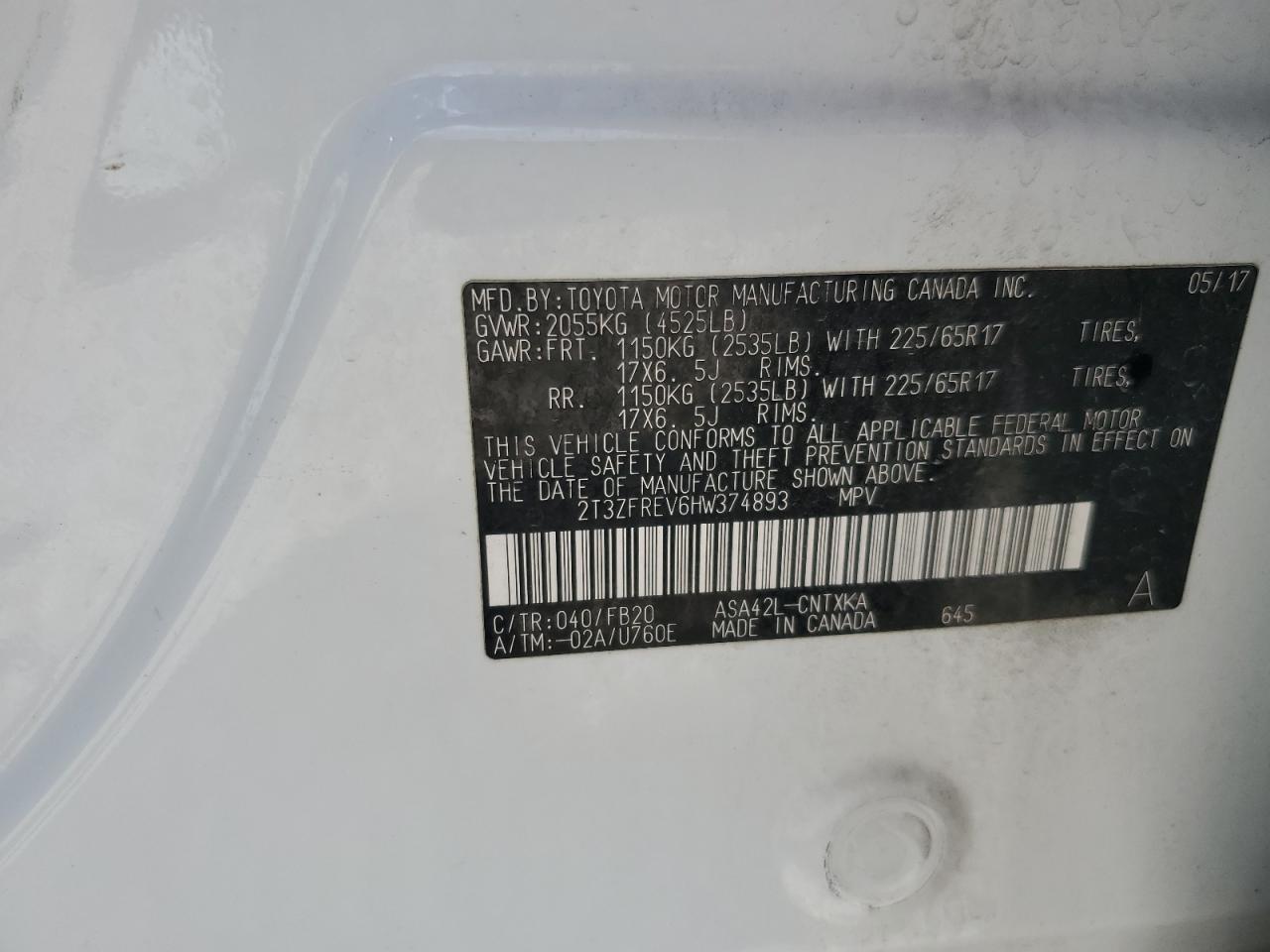 2T3ZFREV6HW374893 2017 Toyota Rav4 Le