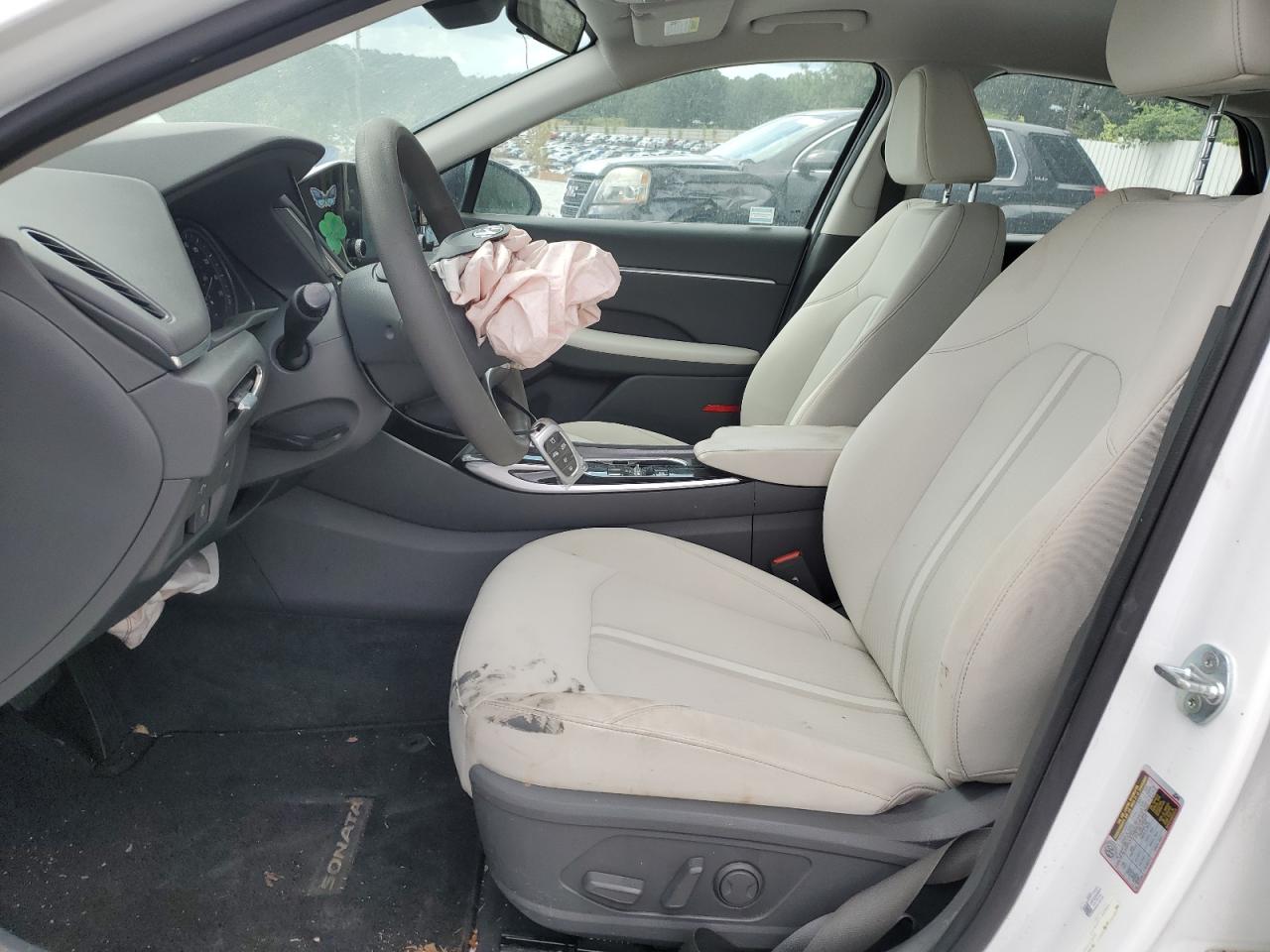 2022 Hyundai Sonata Sel vin: KMHL64JA2NA219985