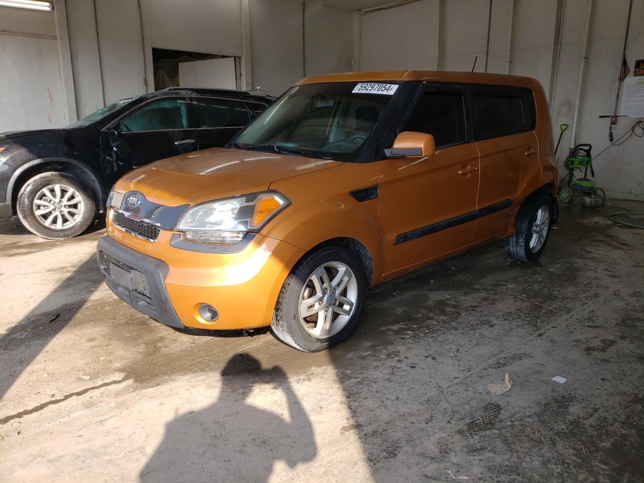 KNDJT2A24B7208769 2011 Kia Soul +