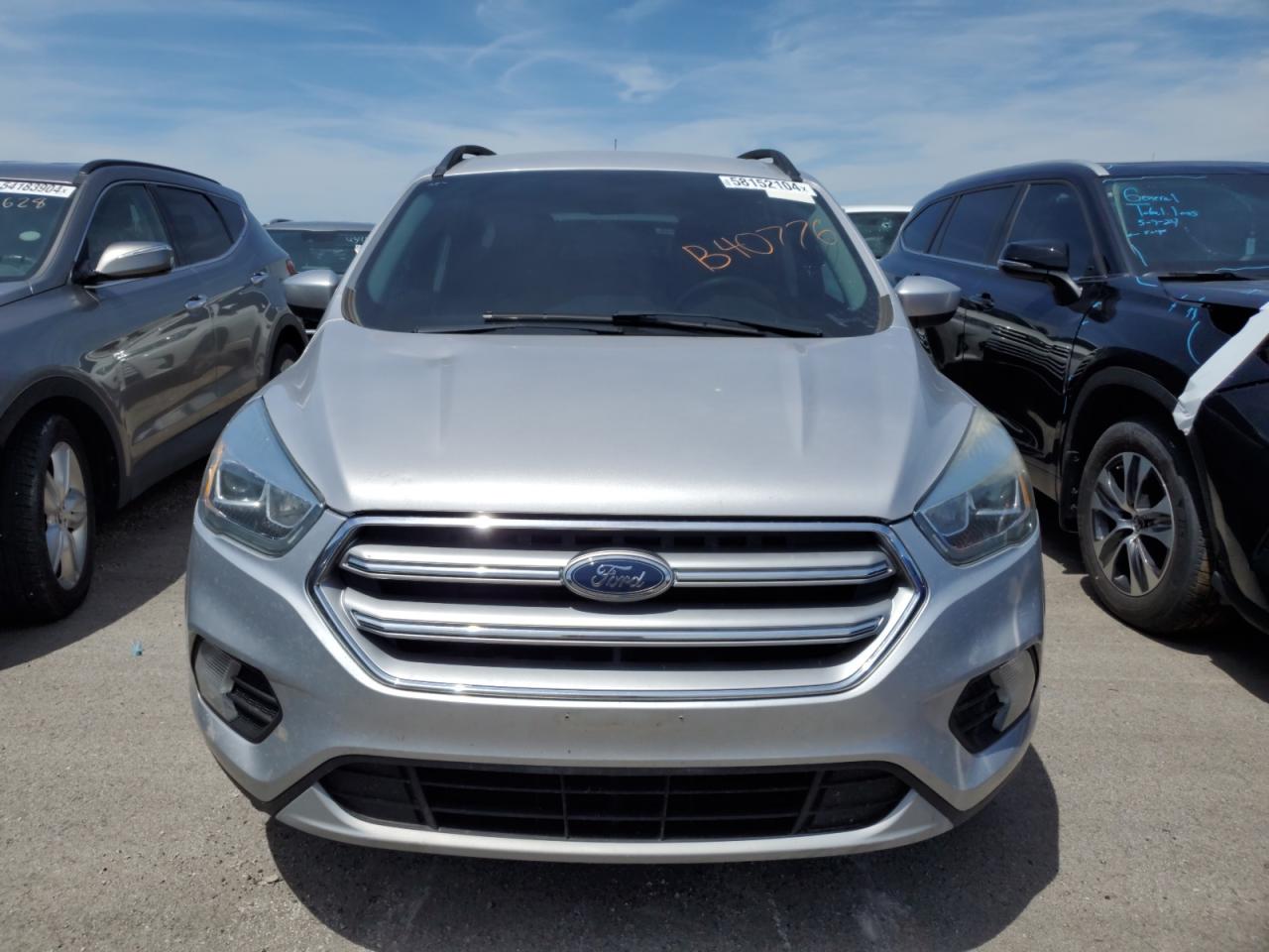 1FMCU0GDXHUB40776 2017 Ford Escape Se