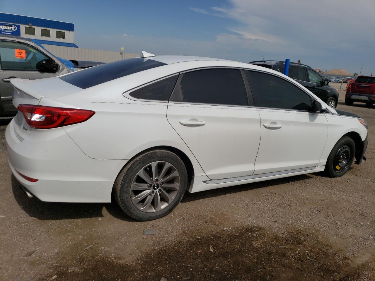 2015 Hyundai Sonata Sport vin: 5NPE34AF8FH103203