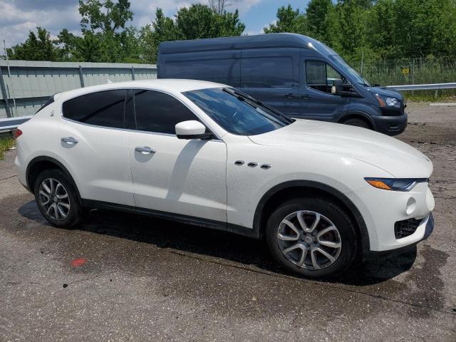 VIN ZN661XUA8HX250574 2017 Maserati Levante no.4