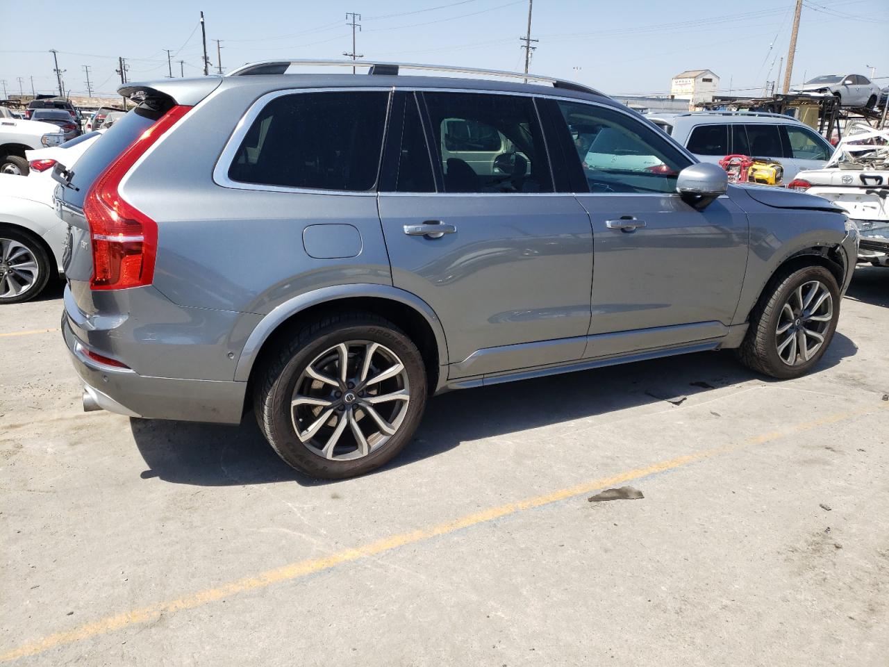 YV4102PKXJ1339073 2018 Volvo Xc90 T5