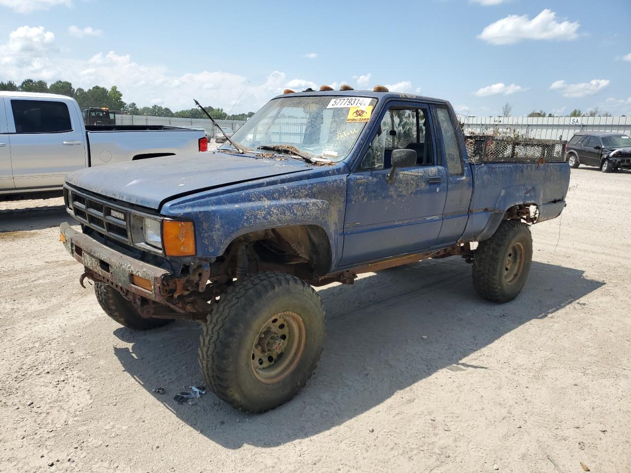 JT4RN66D9E5046880 1984 Toyota Pickup Xtracab Rn66 Dlx