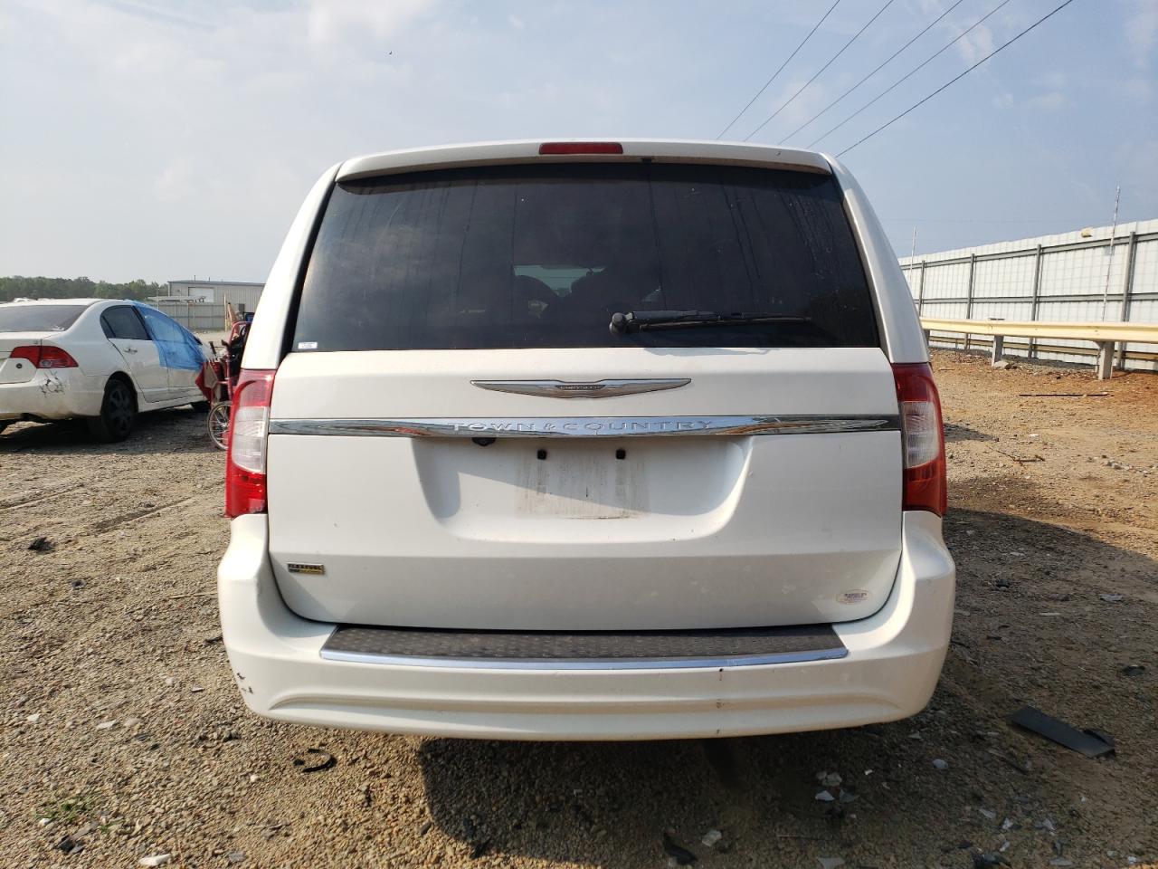 2C4RC1BG1ER216919 2014 Chrysler Town & Country Touring