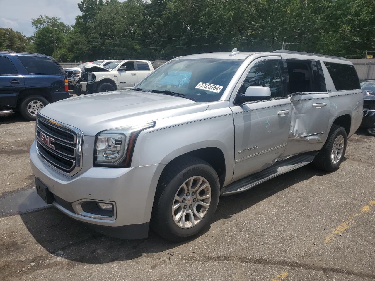 2016 GMC Yukon Xl C1500 Sle vin: 1GKS1FKC9GR321285