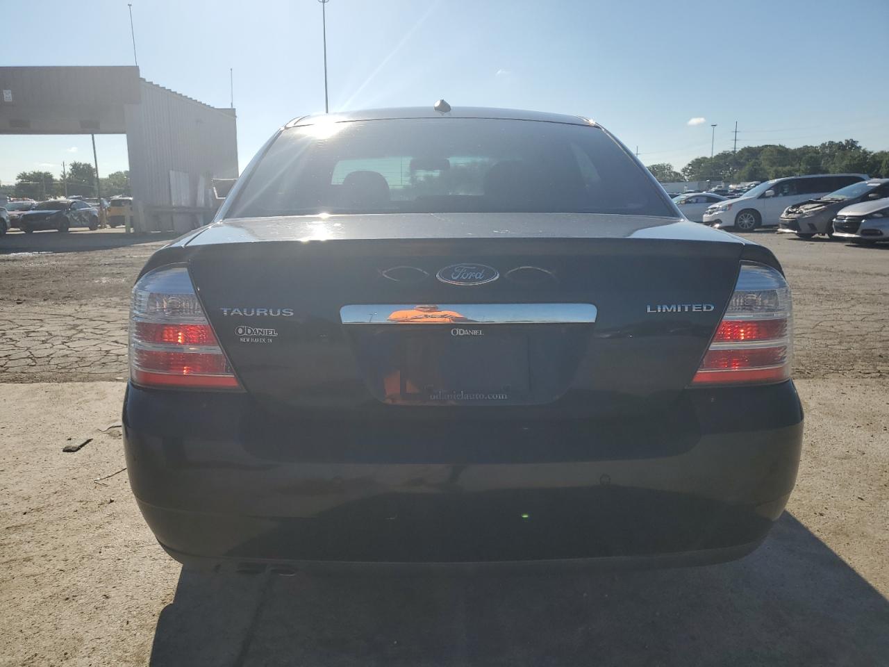 1FAHP25W28G140728 2008 Ford Taurus Limited