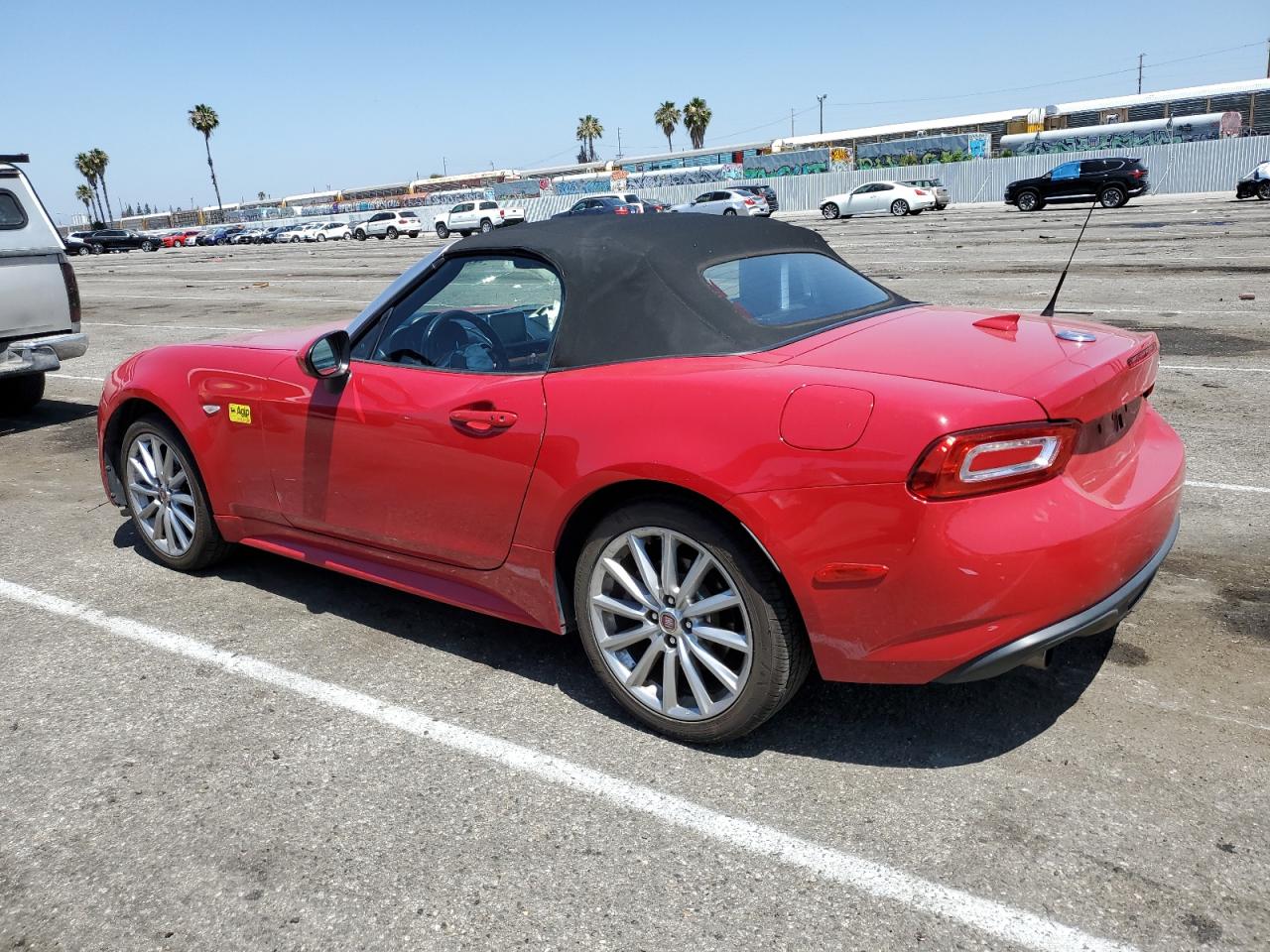 2019 Fiat 124 Spider Classica vin: JC1NFAEK1K0140630