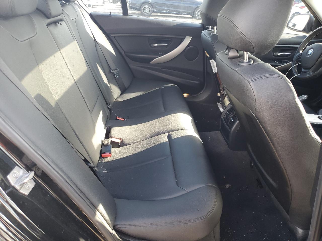 WBA8E1G57GNT34726 2016 BMW 320 I