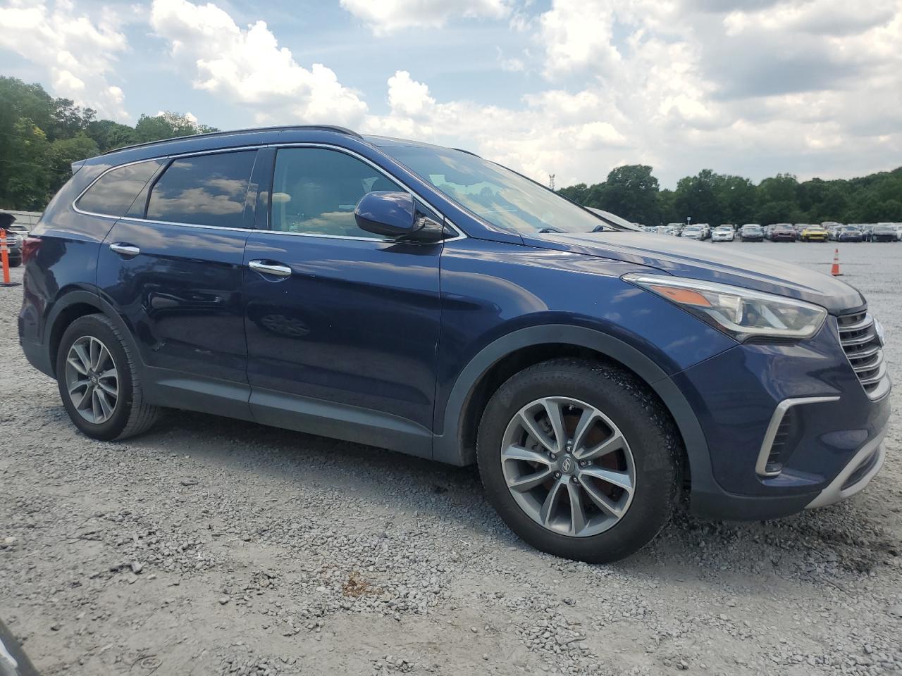 2017 Hyundai Santa Fe Se vin: KM8SM4HF2HU189179