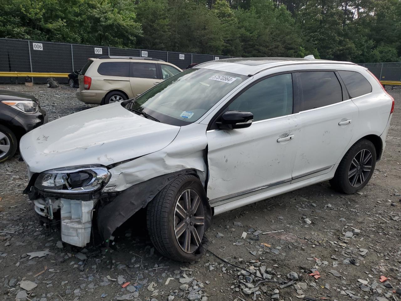 YV440MDR9H2076878 VOLVO XC60 T5 DY 2017