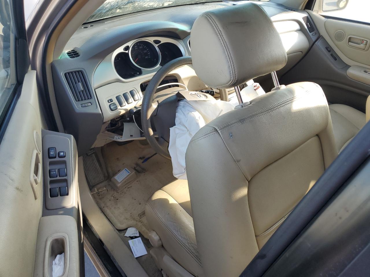 JTEGD21A150121256 2005 Toyota Highlander