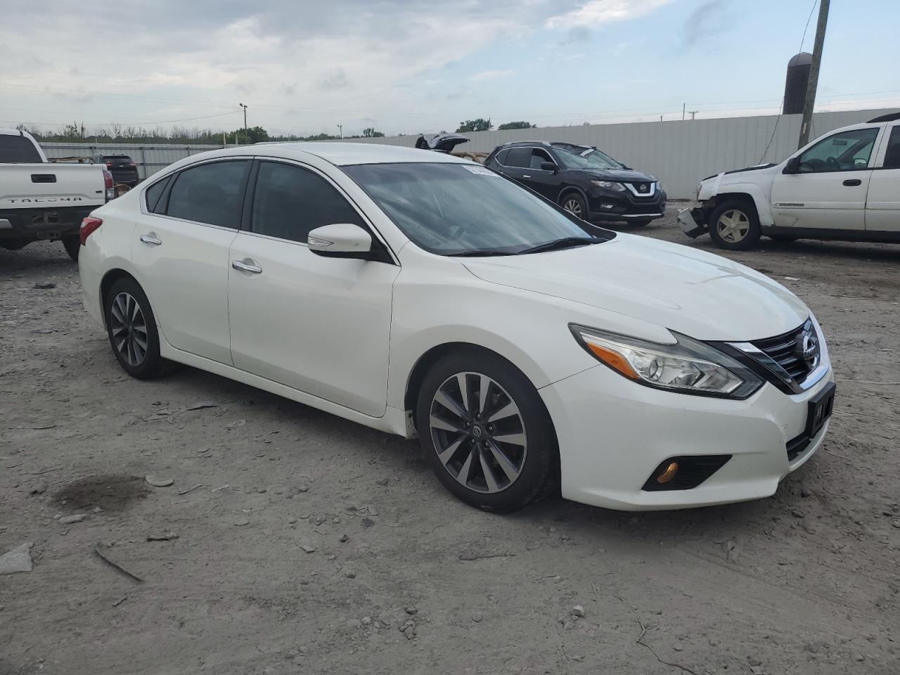 2016 Nissan Altima 2.5 vin: 1N4AL3AP7GC286825