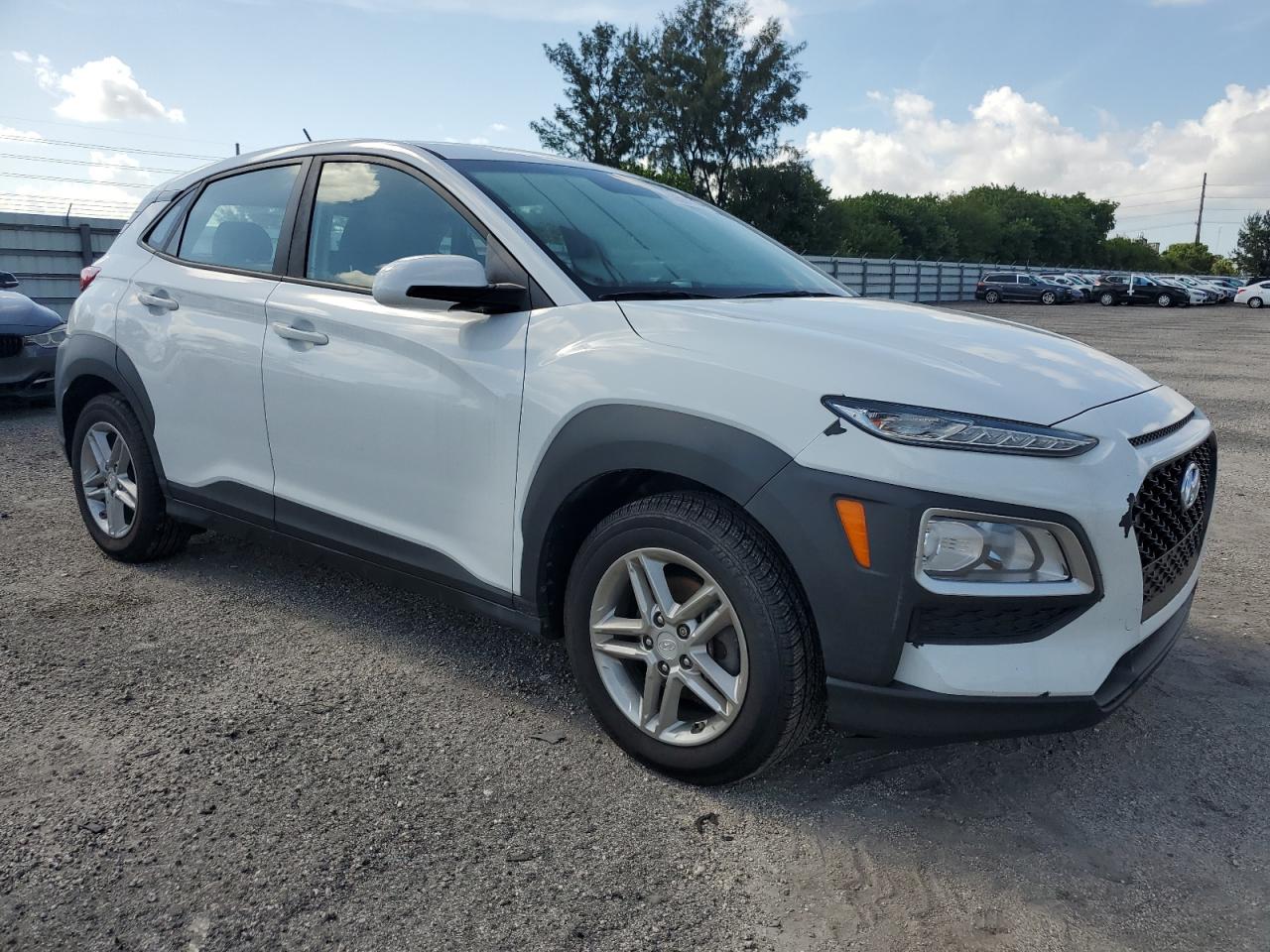 KM8K12AA6JU173231 2018 Hyundai Kona Se