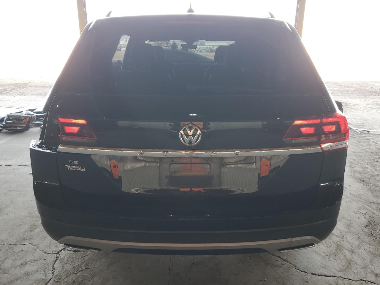 1V2WP2CAXKC599642 2019 Volkswagen Atlas Se