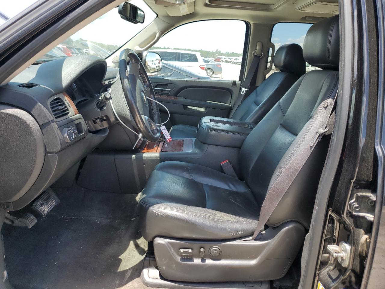 1GNSCCE08DR357669 2013 Chevrolet Tahoe C1500 Ltz