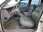 LINCOLN TOWN CAR C photo