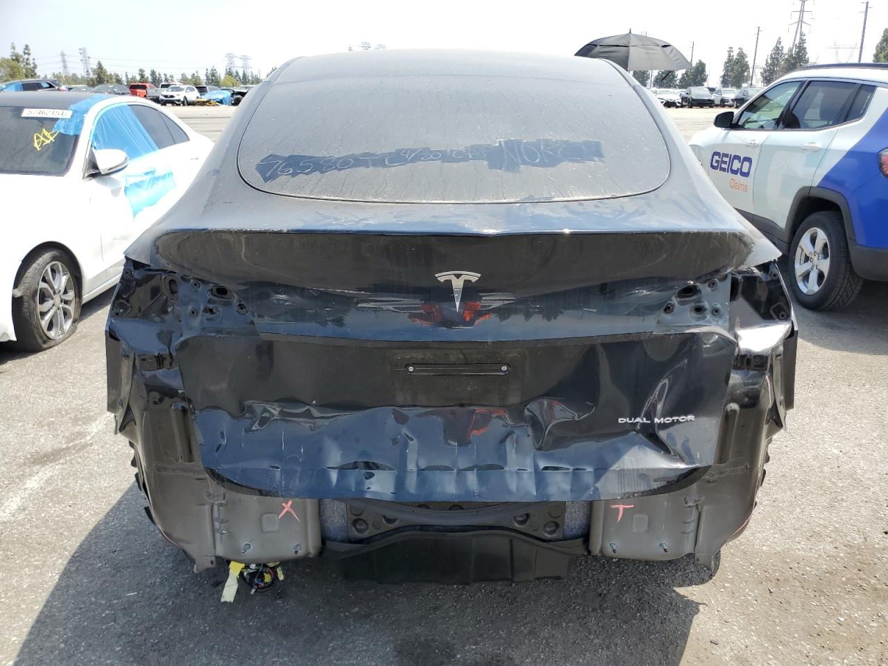 7SAYGDEE9PF875974 2023 Tesla Model Y