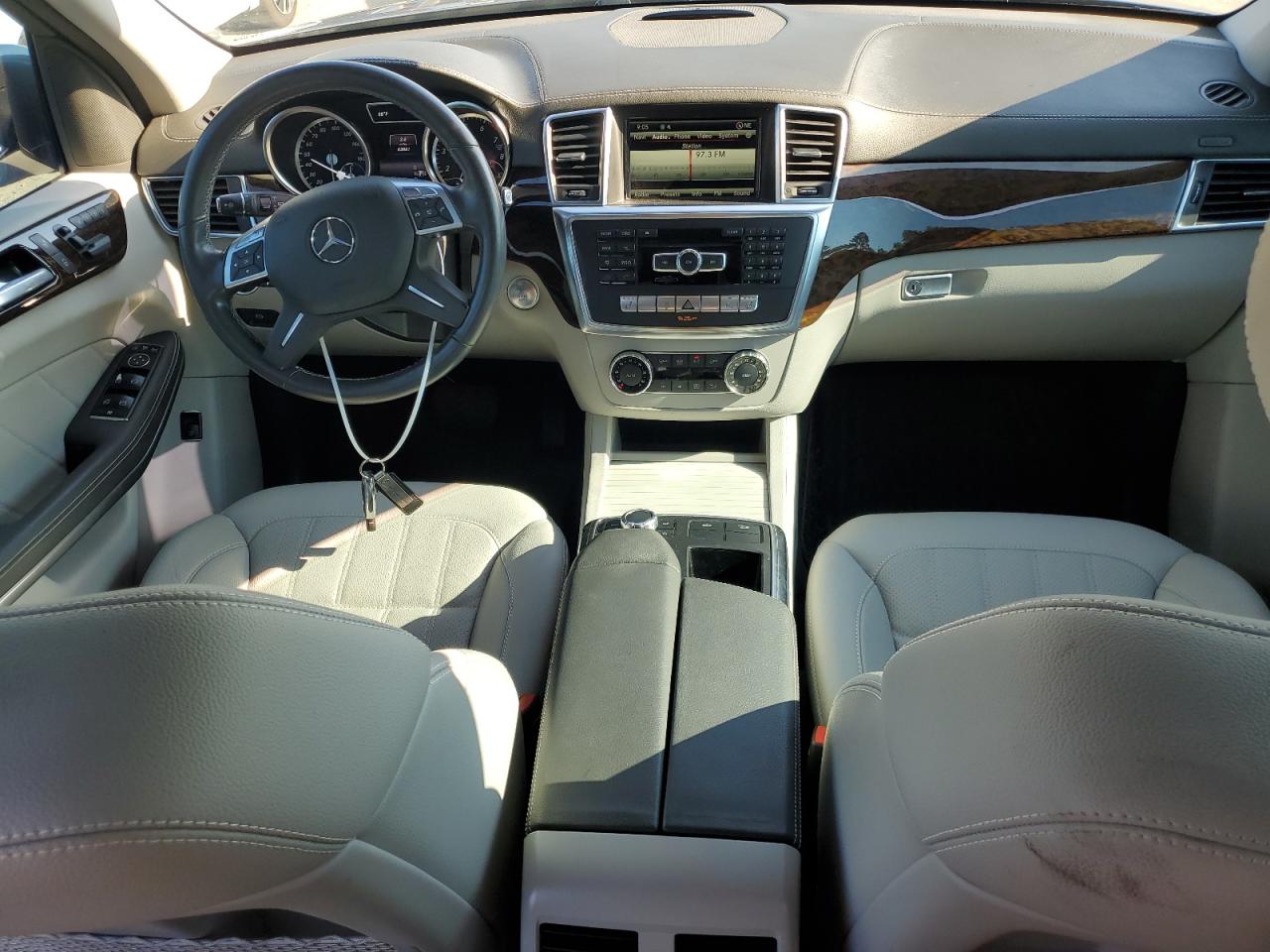 4JGDF7CE2EA285233 2014 Mercedes-Benz Gl 450 4Matic