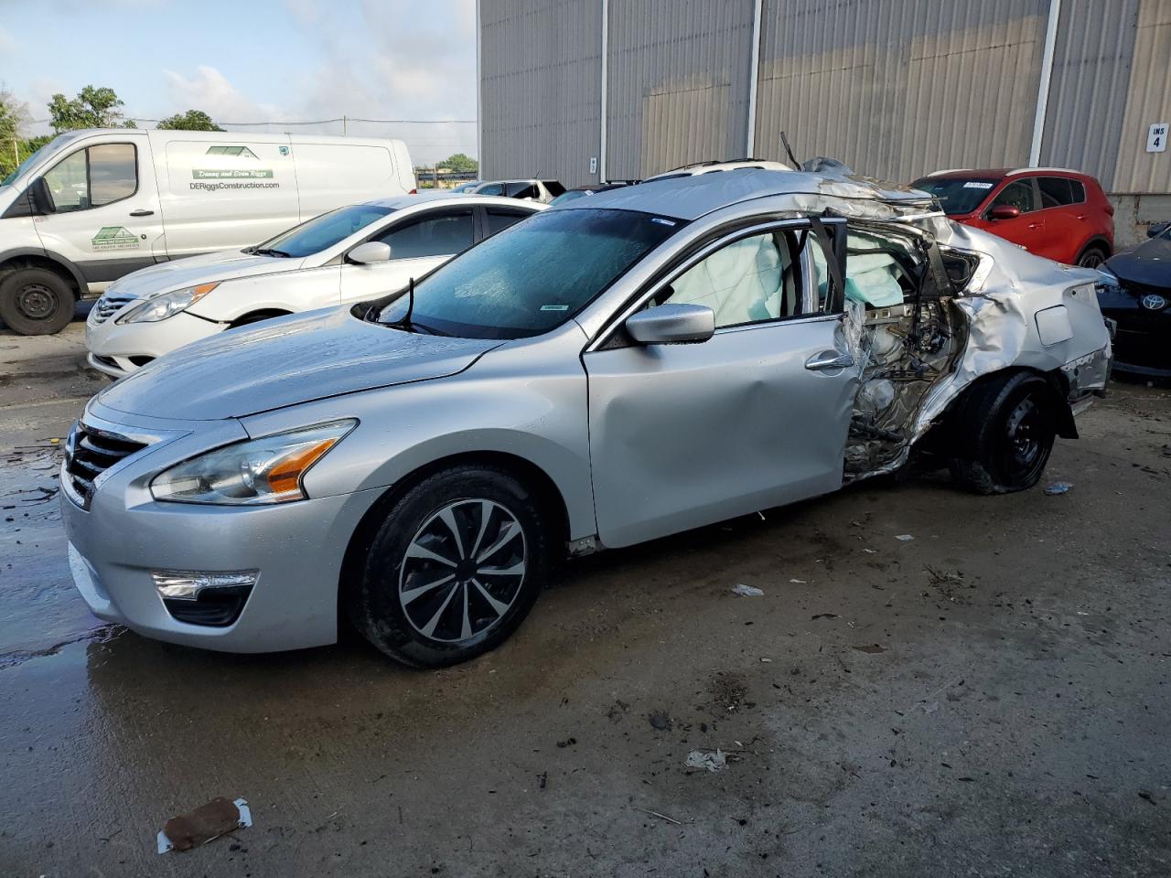 2015 Nissan Altima 2.5 vin: 1N4AL3AP0FC470552