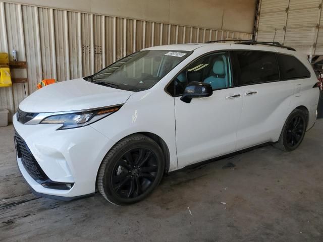 5TDXRKECXNS095383 Toyota Sienna XSE