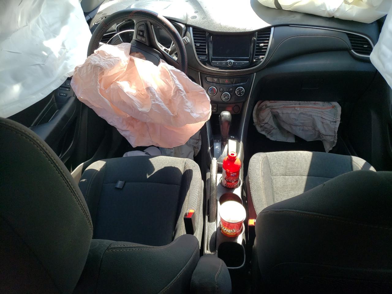 3GNCJKSB8JL170381 2018 Chevrolet Trax Ls