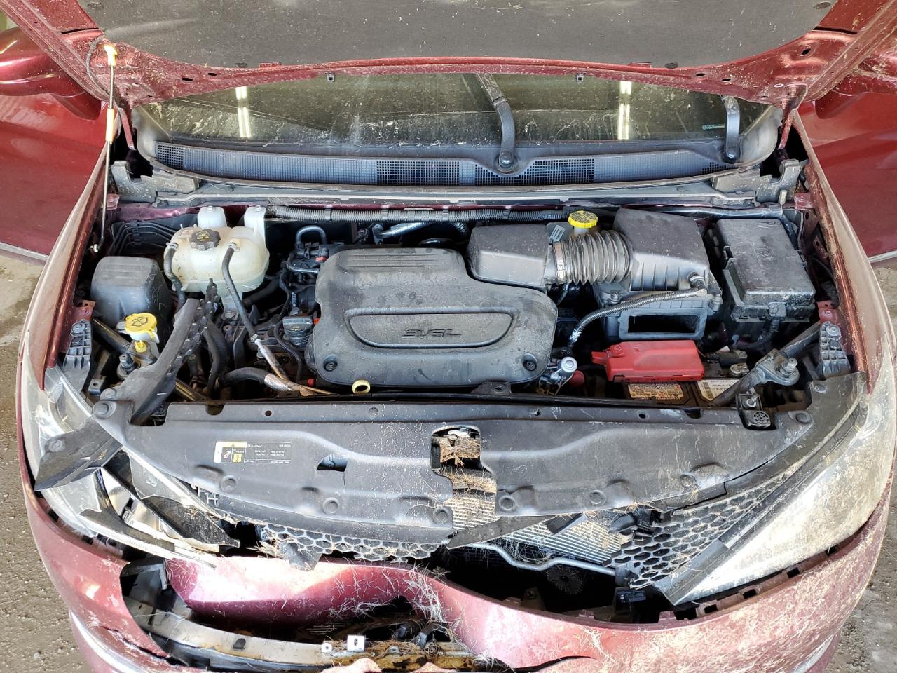 2C4RC1BG1KR665853 2019 Chrysler Pacifica Touring L