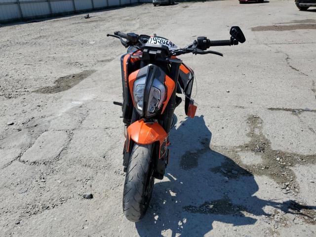 2022 KTM 890 DUKE R - VBKTU9402NM833927