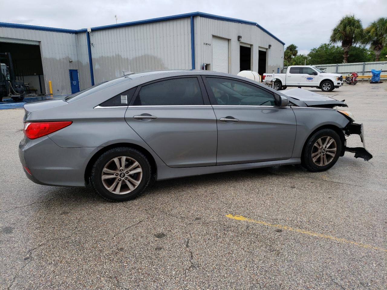 5NPEB4AC5EH865816 2014 Hyundai Sonata Gls