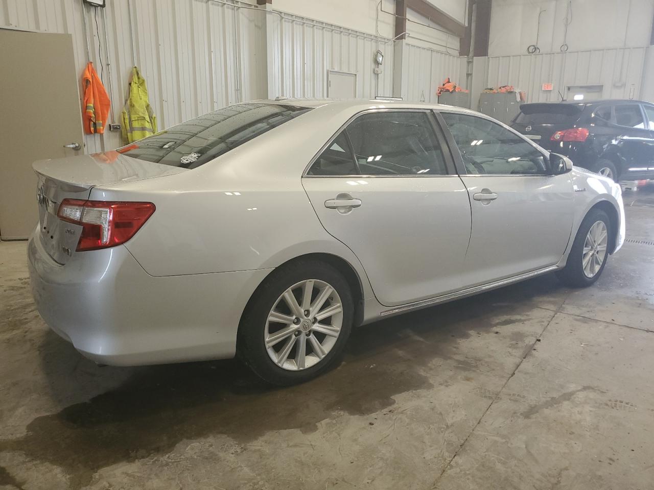 2014 Toyota Camry Hybrid vin: 4T1BD1FK0EU136894