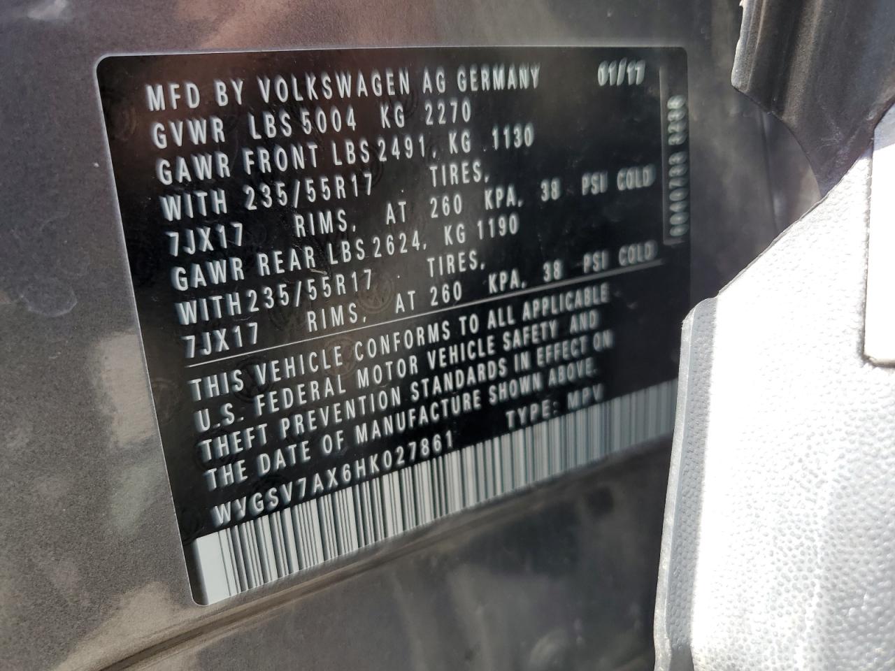 WVGSV7AX6HK027861 2017 Volkswagen Tiguan Wolfsburg