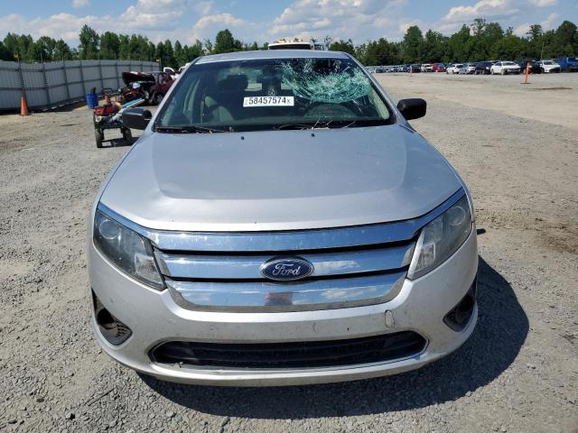 2011 Ford Fusion S VIN: 3FAHP0GA2BR179941 Lot: 58457574