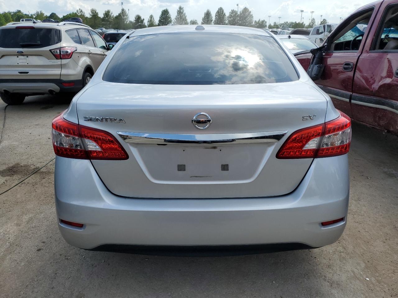 2015 Nissan Sentra S vin: 3N1AB7AP8FY302902