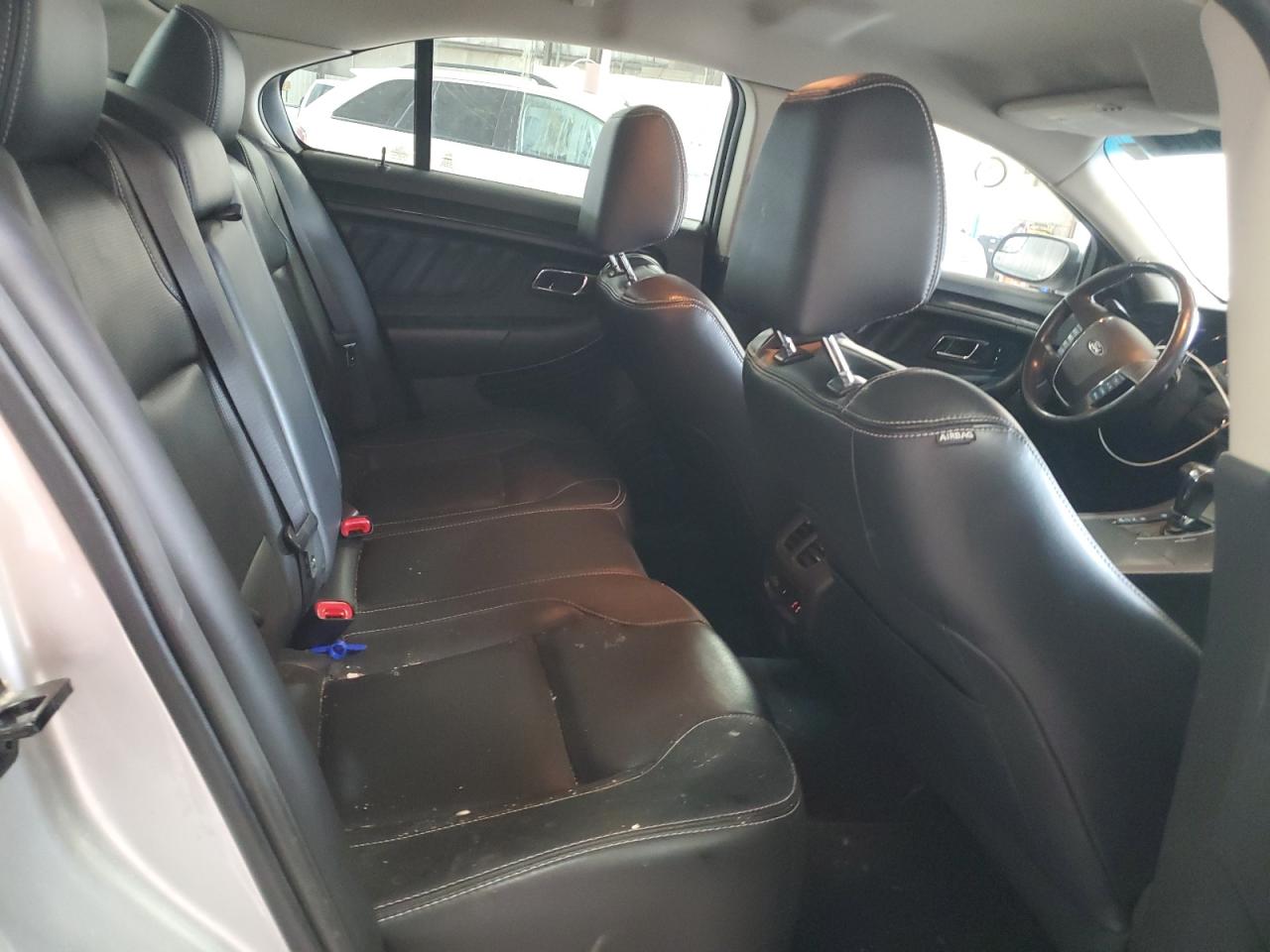 1FAHP2FW4CG117832 2012 Ford Taurus Limited