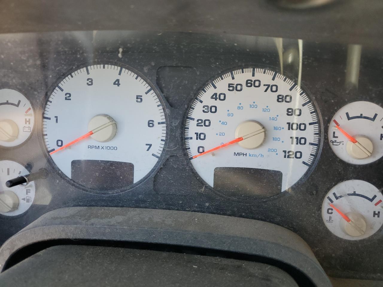 1D7HA18N04J165039 2004 Dodge Ram 1500 St