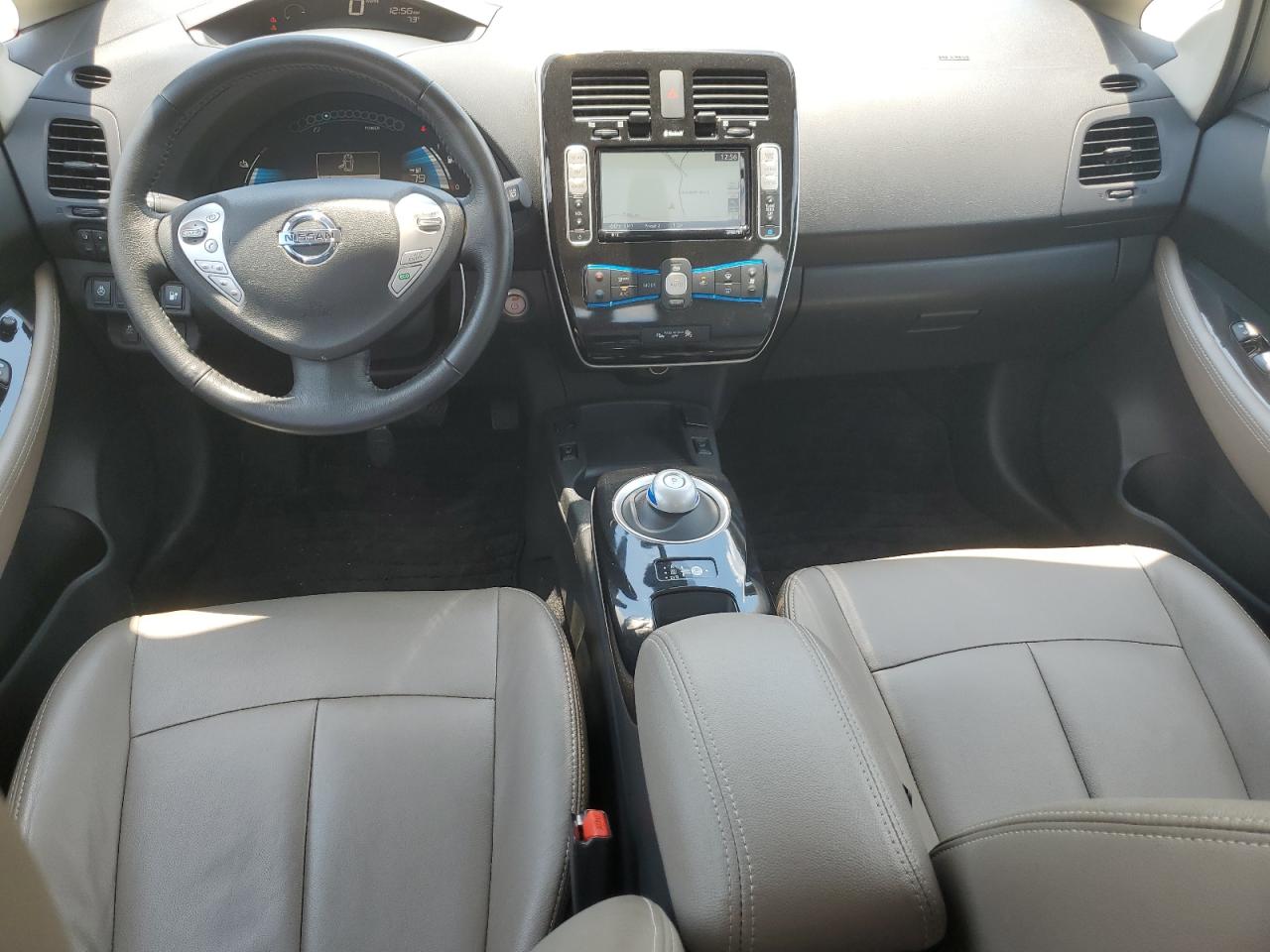 1N4AZ0CP1FC332951 2015 Nissan Leaf S