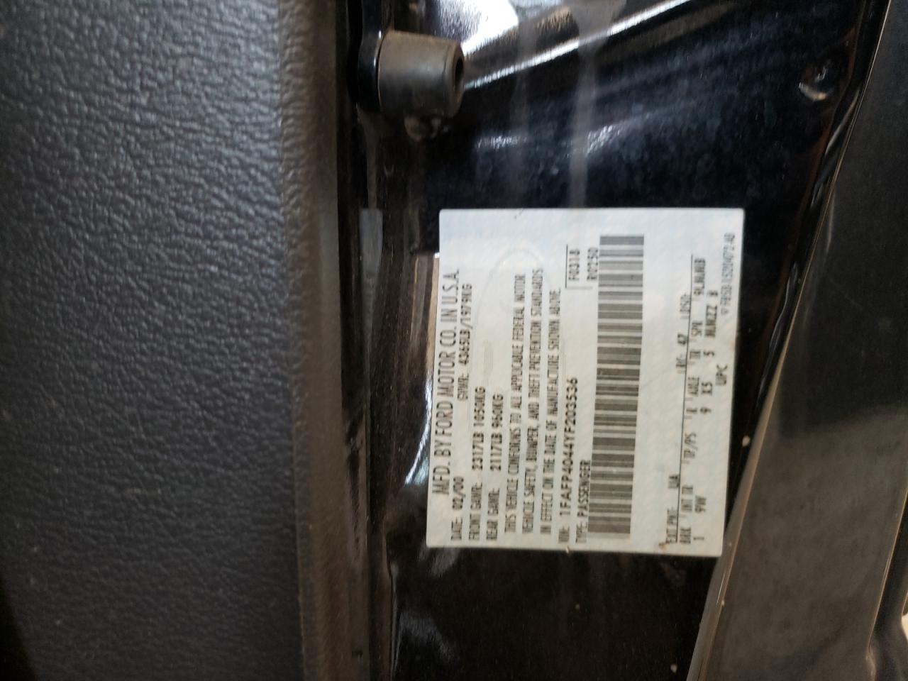 1FAFP4044YF203536 2000 Ford Mustang