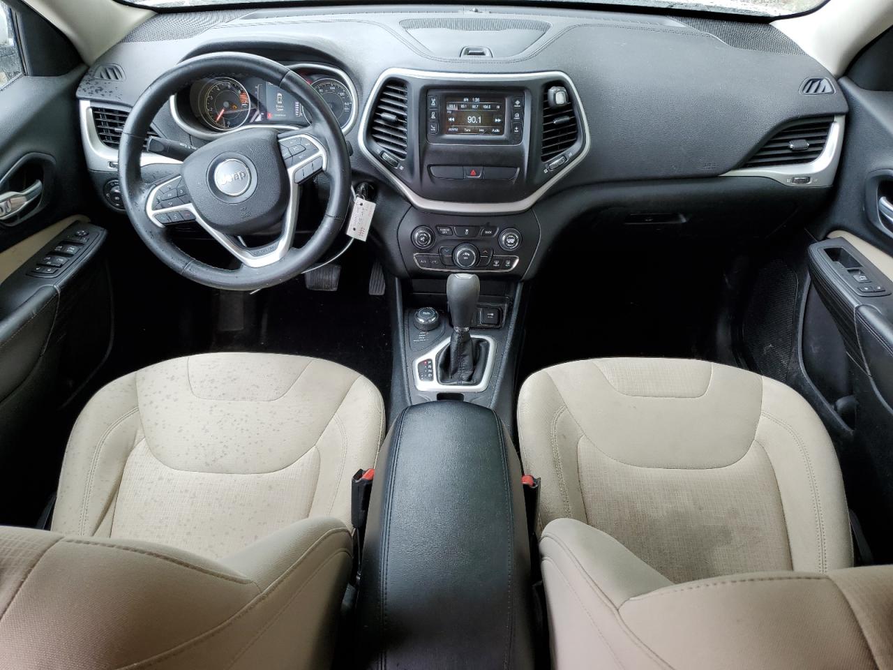 1C4PJMCB3GW266880 2016 Jeep Cherokee Latitude