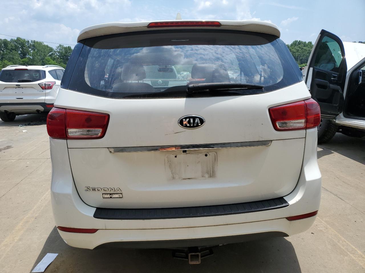 KNDMA5C12H6281078 2017 Kia Sedona L