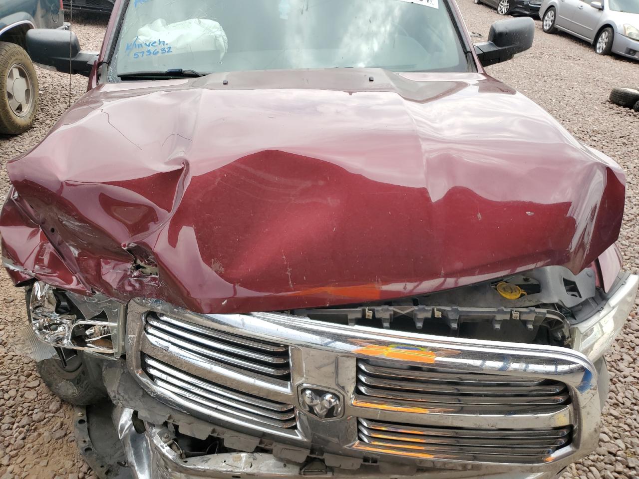 3C6RR6LT0HG573632 2017 Ram 1500 Slt