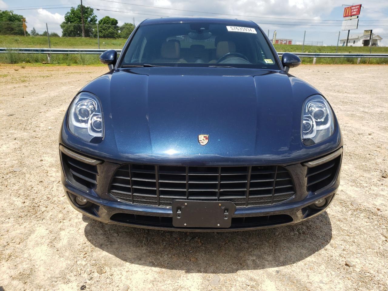 WP1AA2A54JLB22379 2018 Porsche Macan