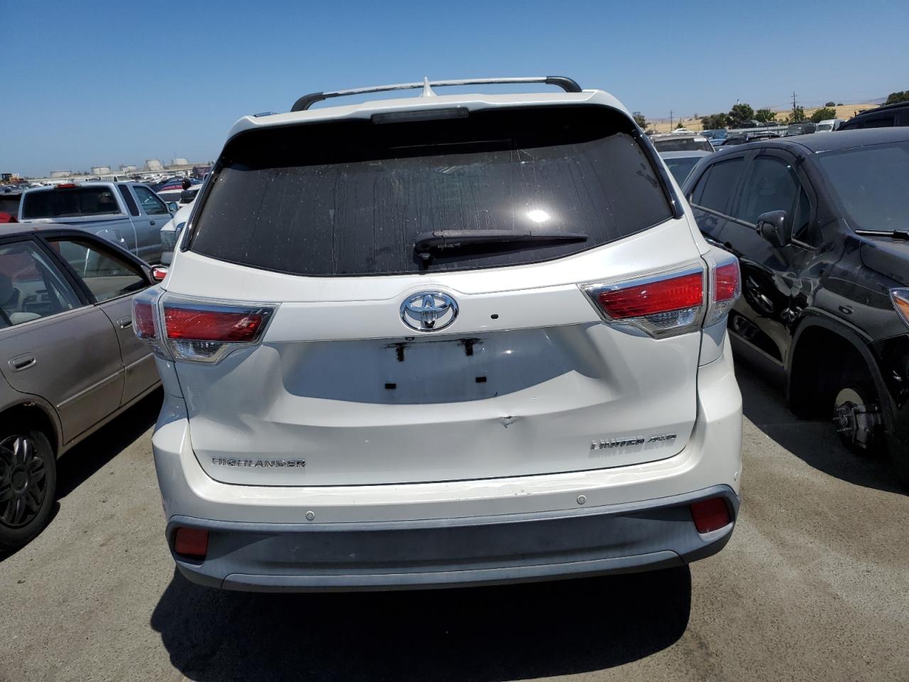 5TDDKRFH3ES058976 2014 Toyota Highlander Limited