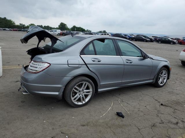 VIN WDDGF8AB8DA885372 2013 Mercedes-Benz C-Class, 3... no.3