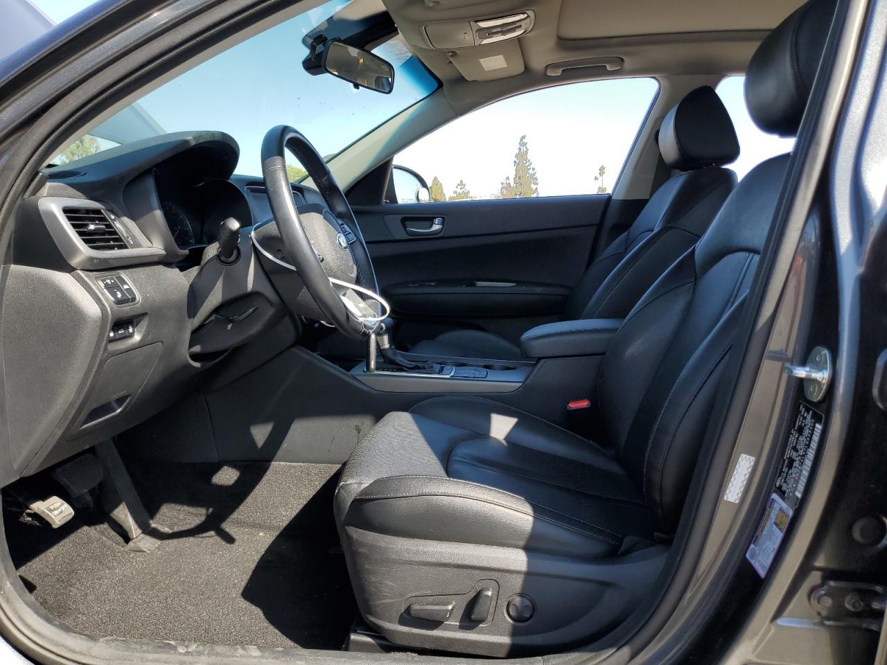 5XXGT4L37LG435300 2020 Kia Optima Lx