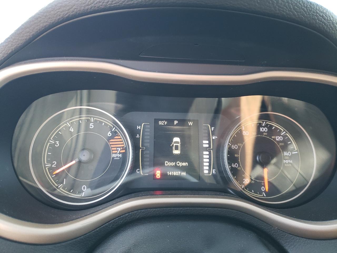 1C4PJMCB1GW162937 2016 Jeep Cherokee Latitude