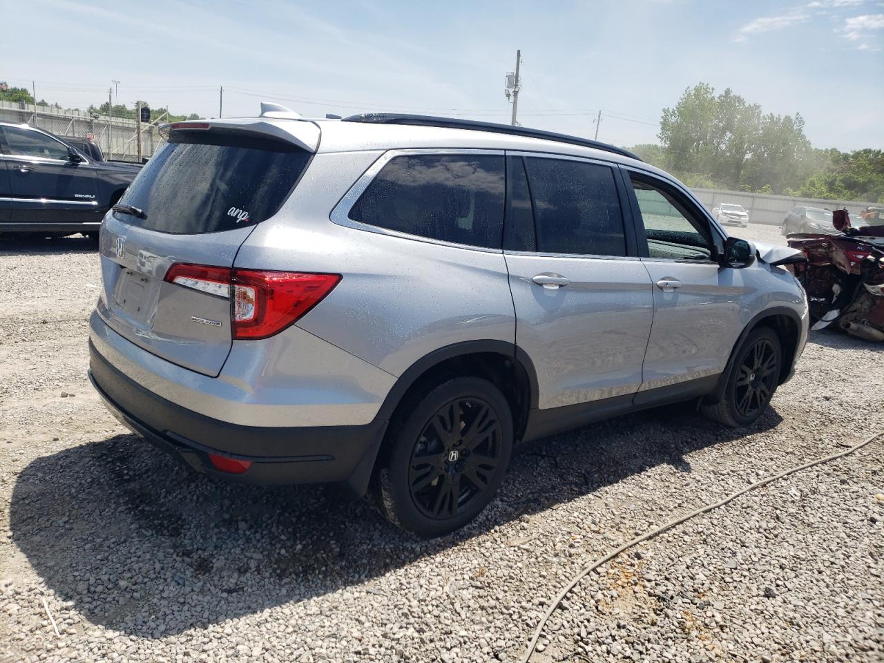 2022 Honda Pilot Se vin: 5FNYF5H26NB024008