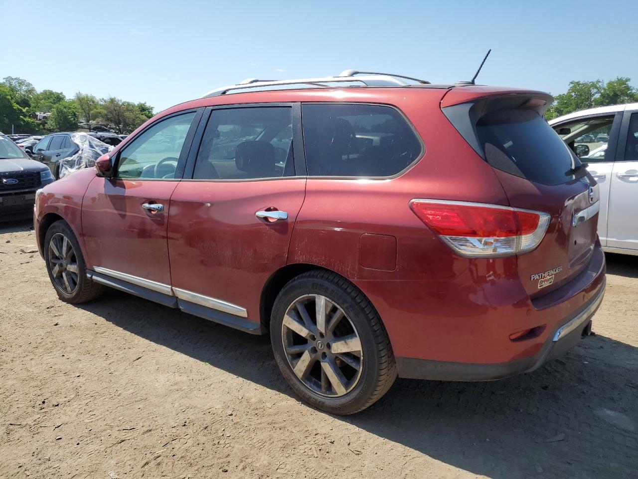 2013 Nissan Pathfinder S vin: 5N1AR2MM5DC609605