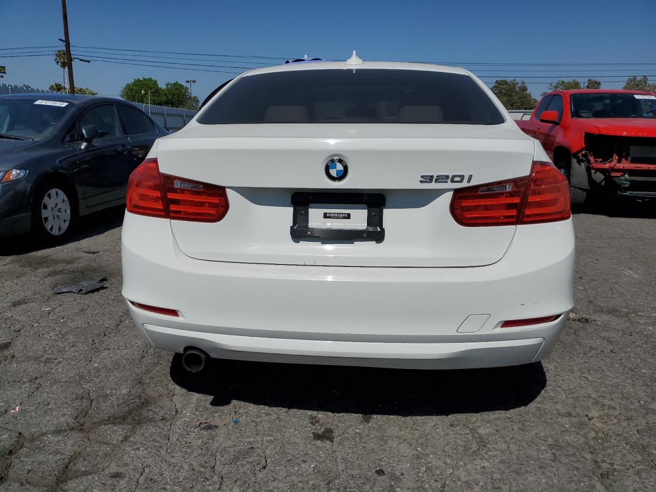 WBA3B1C50EP680871 2014 BMW 320 I
