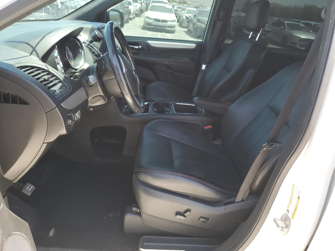 2C4RDGEG4KR740220 2019 Dodge Grand Caravan Gt